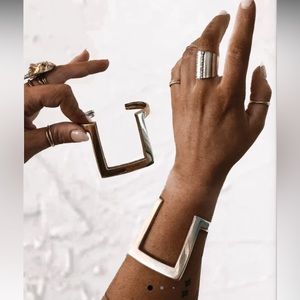 NWT Pebby Forevee Bastille Statement Cuff Silver